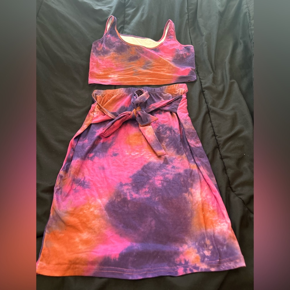 Women’s two piece skirt set